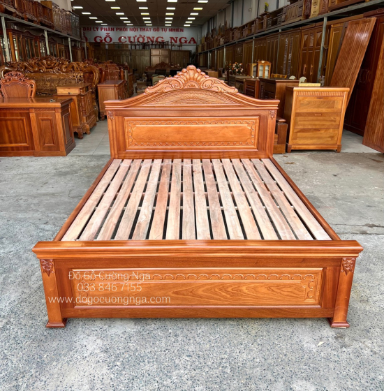 Giường gỗ xoan đào vạt lan - mẫu nữ hoàng 