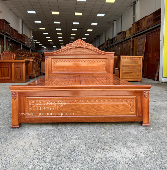 Giường gỗ xoan đào vạt phản - mẫu nữ hoàng 