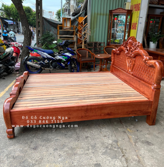Giường Ngủ Gỗ Hương Đá Hoa Hồng Vạt Lan Chất Lượng 