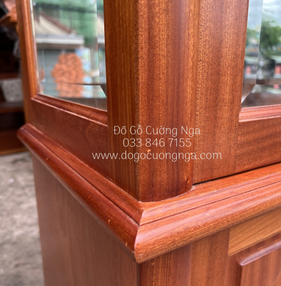 Tủ rượu gỗ xoan đào vuông 1m2 - phào cong TG 020