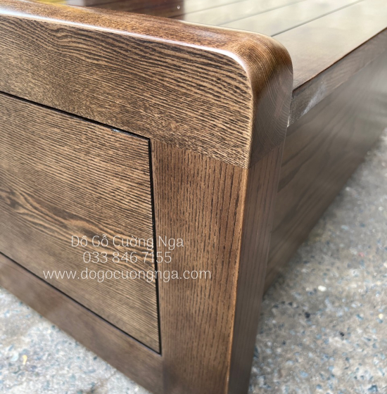 Giường ngủ gỗ sồi  lau màu óc chó đầu nệm cao cấp 