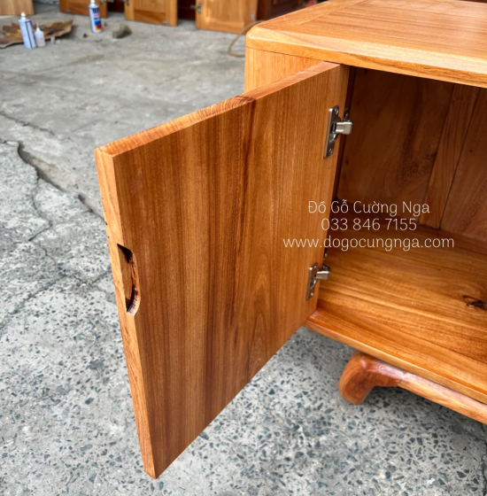 Kệ tivi gỗ gõ đỏ hiện đại 2m - chân xoắn KG 02 