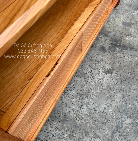 Kệ tivi gỗ gõ đỏ hiện đại 2m - chân xoắn KG 02 