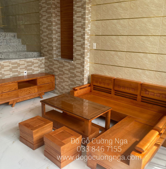 Kệ tivi gỗ sồi nga màu gõ đỏ 5 ngăn kéo KG 034