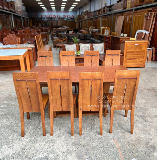 Bộ Bàn Ghế Ăn Gỗ Sồi Nga Lau Màu Óc Chó 8 Ghế Cao Cấp 