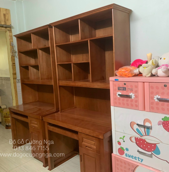 Bàn Ghế Học Sinh Gỗ Xoan Đào Cao Cấp 1m Kèm Kệ Sách BH 24.2