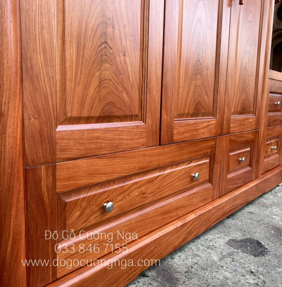 Tủ quần áo gỗ hương đá 3 cánh 1m9 - vế phải 