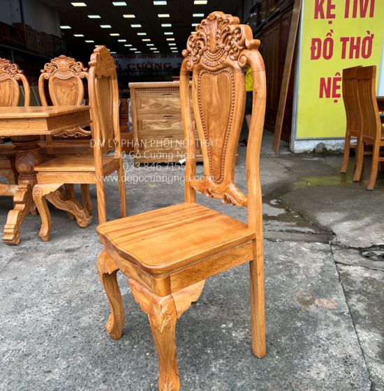 Bàn Ăn Gỗ Gõ Đỏ 8 Ghế Ovan Cao Cấp BG 11-19