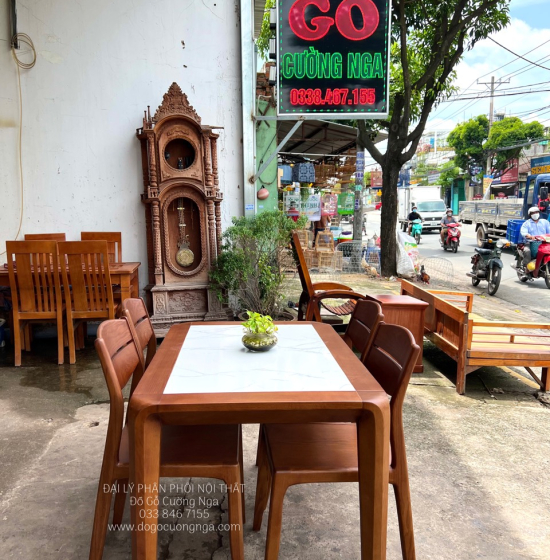 Bọ Bàn Ăn Gỗ Sồi Nga 4 Ghế Mặt Đá - Lau Màu Óc Chó Hiện Đại 