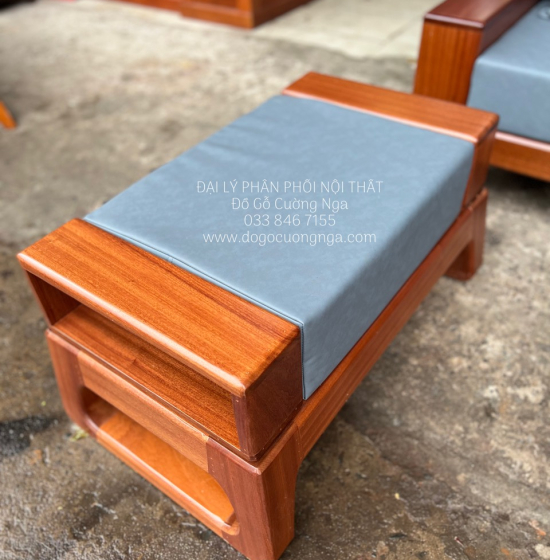 Bàn Ghế Sofa Gỗ Xoan Đào - 1 Văng Kèm Nệm Cao Cấp 