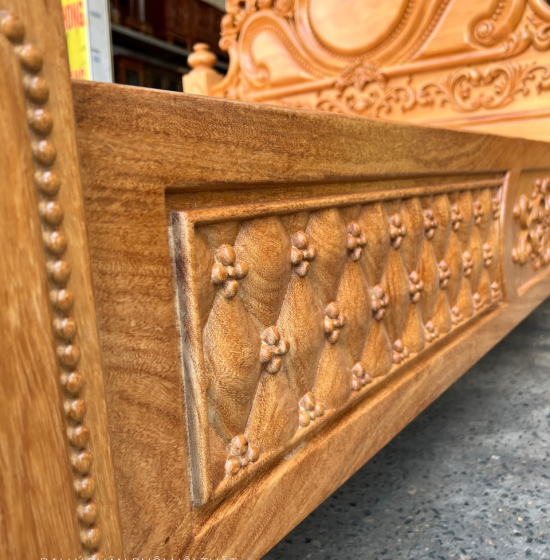 Giường Gỗ Gõ Đỏ Cao Cấp Mẫu Tim - Vạt Phản 