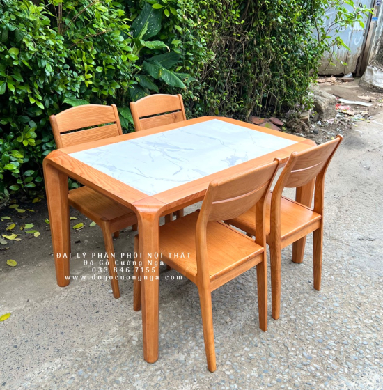 Bàn Ăn Gỗ Sồi Nga Mặt Đá 4 Ghế Lau Màu Hiện Đại 