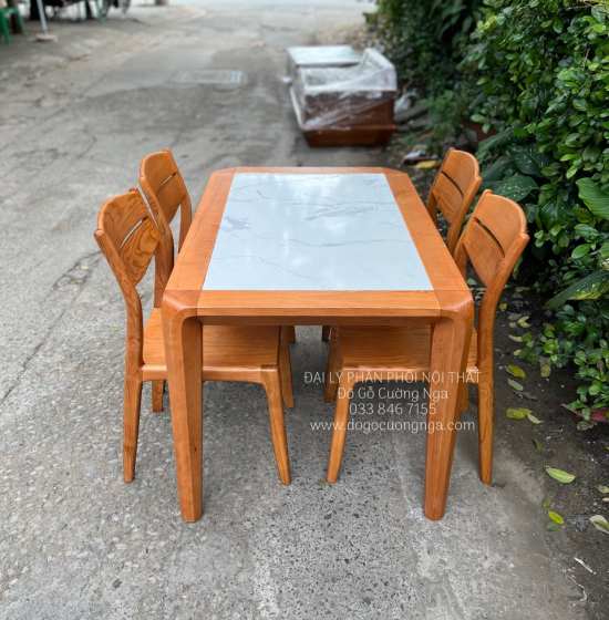 Bàn Ăn Gỗ Sồi Nga Mặt Đá 4 Ghế Lau Màu Hiện Đại 