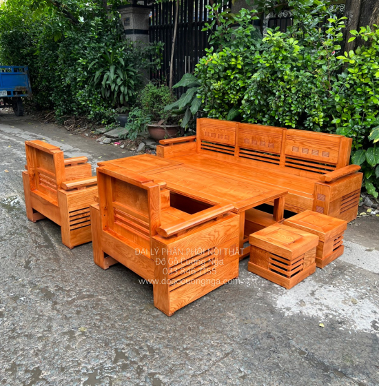 Bàn Ghế Sofa Gỗ Sồi Nga Đối Trứng 7 Món - Lau Màu Gõ Đỏ 