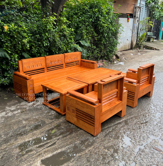 Bàn Ghế Sofa Gỗ Sồi Nga Đối Trứng 7 Món - Lau Màu Gõ Đỏ 