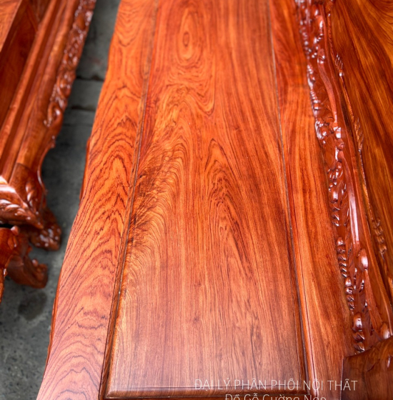 Bộ Salon Gỗ Hương Đá Chạm Hoàng Gia Tay 12 Cao Cấp 