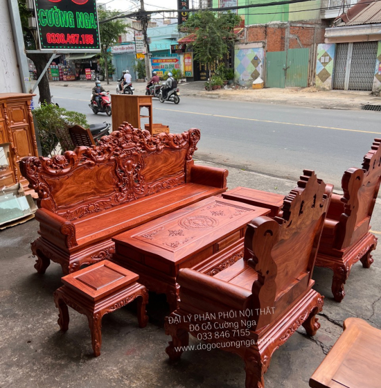 Bộ Salon Gỗ Hương Đá Chạm Hoàng Gia Tay 12 Cao Cấp 