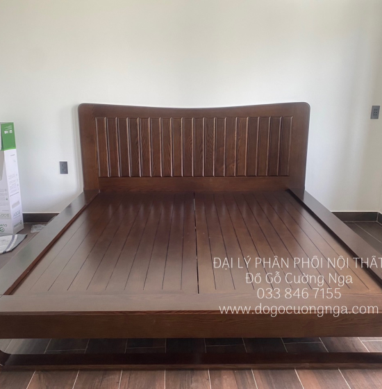 Giường Ngủ Gỗ Sồi Nga Kiểu Nhật Chân Quỳ Óc Chó Sang Trọng 