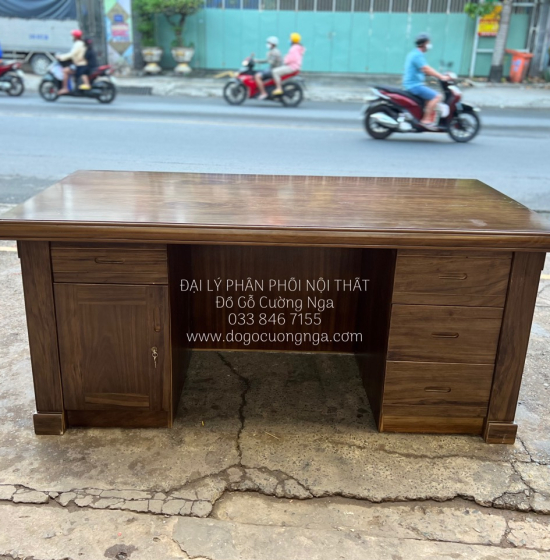 Bàn Làm Việc Gỗ Hương Xám 1m67 Màu Óc Chó GĐ 21.23