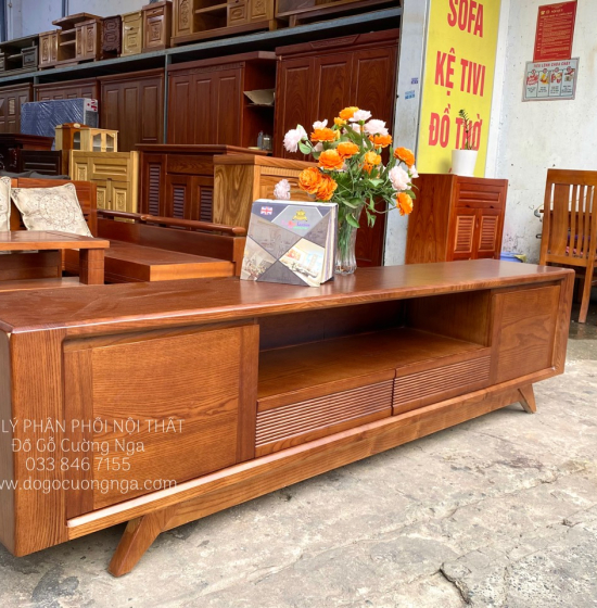 Kệ Tivi Gỗ Sồi Nga Chân Vát Lau Màu Óc Chó KG 16.4