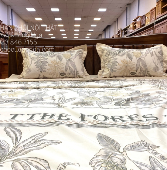 Giường Ngủ Gỗ Hương Xám Kiểu Nhật Hiên Đại - Màu Óc Chó 