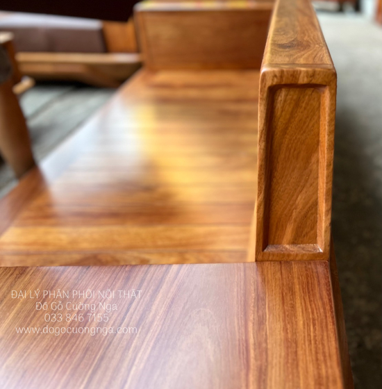 Bàn Ghế Sofa Gỗ Hương Vàng 2 Văng Chân Thuyền Nệm Cao Cấp 