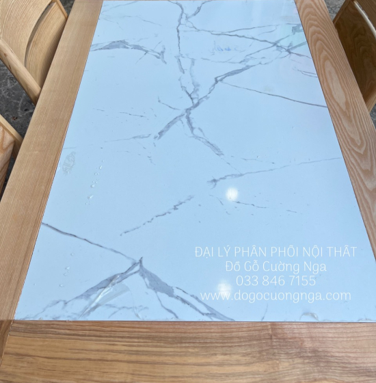 Bàn Ăn Gỗ Sồi Nga 4 Ghế Mặt Đá Bền Đẹp 