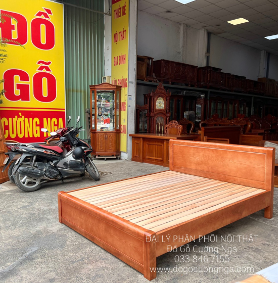 Giường Ngủ Gỗ Sồi Nga Giá Rẻ Vạt Lan 1m6 Mẫu Trơn 