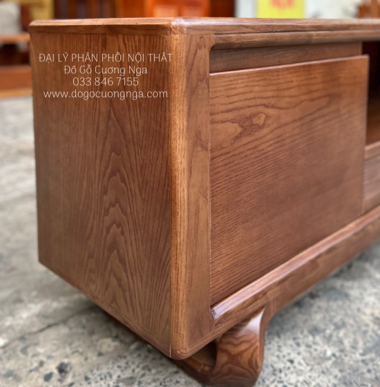 Kệ Tivi Gỗ Sồi Nga Lau Màu Óc Chó Hiện Đại KG 16.2