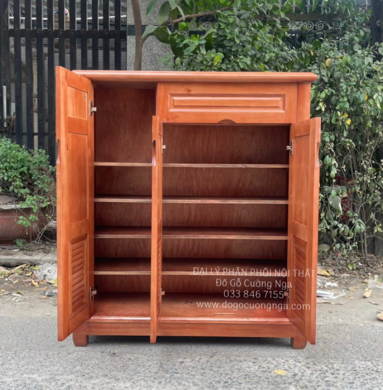 Tủ Giày Dép Gỗ Xoan Đào 3 Cánh Cao TG 17.11