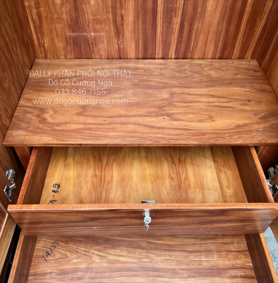 Tủ Quần Áo Gỗ Cẩm Vân 4 Cánh Cao 2 Tầng Thiết Kế Tiện Nghi