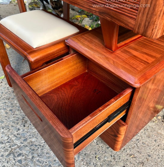 Bàn Phấn Trang Điểm Gỗ Cẩm Vân 1m Hiện Đại TĐ 18.12