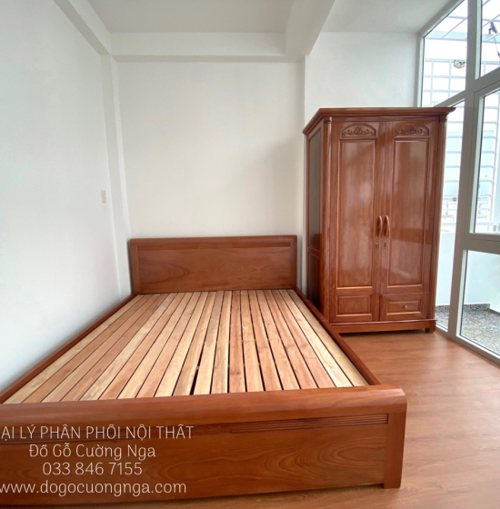 Giường gỗ xoan đào lào vạt lan - mẫu chỉ hoa đẹp