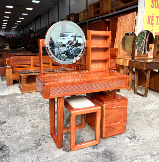 Bàn Phấn Trang Điểm Gỗ Cẩm Đèn Less