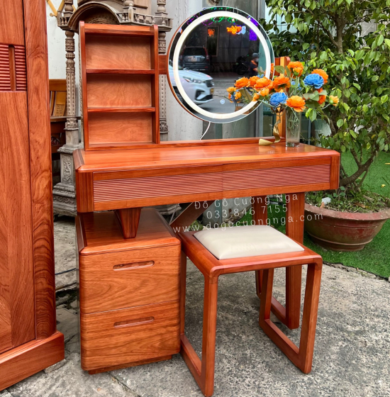 Bàn Phấn Trang Điểm Gỗ Cẩm Đèn Less