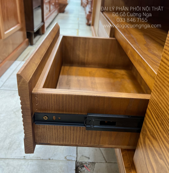 Kệ Tivi Gỗ Sồi Nga Hiện Đại Lau Màu Sơn Inchem Cao Cấp