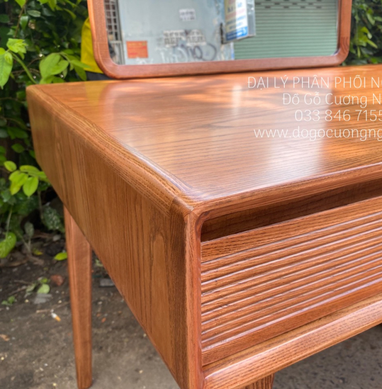 Bàn Phấn Trang Điểm Gỗ Sồi Nga Lau Màu Cao Cấp Mẫu Mới Nhất