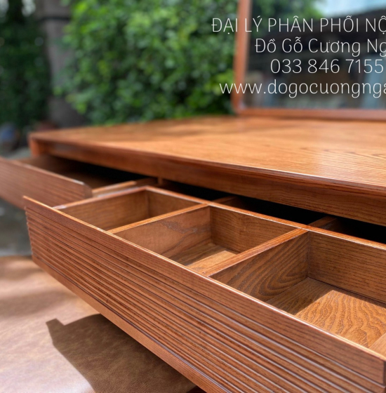 Bàn Phấn Trang Điểm Gỗ Sồi Nga Lau Màu Cao Cấp Mẫu Mới Nhất