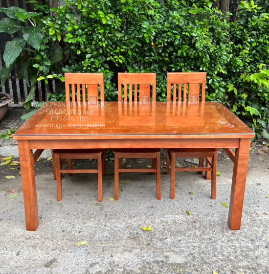 Bộ bàn ăn gỗ Sồi Nga 1m6 mặt liền giá rẻ BG 067