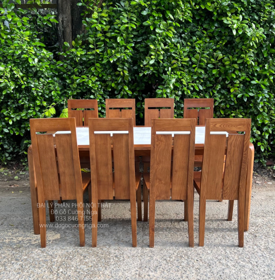 Bộ Bàn Ăn Gỗ Sồi Nga Mặt Đá 8 Ghế Màu Óc Chó Sang Trọng 