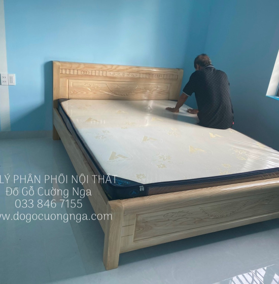 Giường Ngủ Gỗ Sồi Nga Vạt Phản Giá Rẻ - Màu Tự Nhiên 