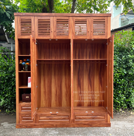 Tủ Áo Gỗ Cẩm Vân Cao Cấp 4 Cánh Áp Trần Sang Trọng 