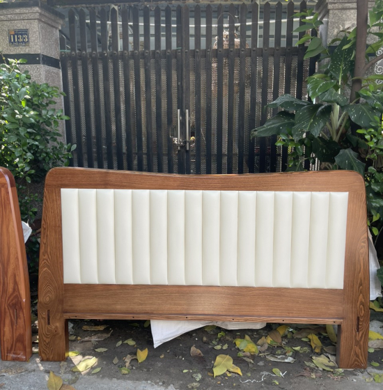 Giường Ngủ Gỗ Sồi Nga Kiểu Nhật Bọc Nệm Chân Quỳ Bền Đẹp