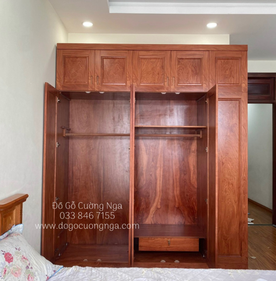 Tủ Quần Áo Gỗ Hương Đá 5 Cánh Cao Áp Trần Thiết Kế Đơn Giản 