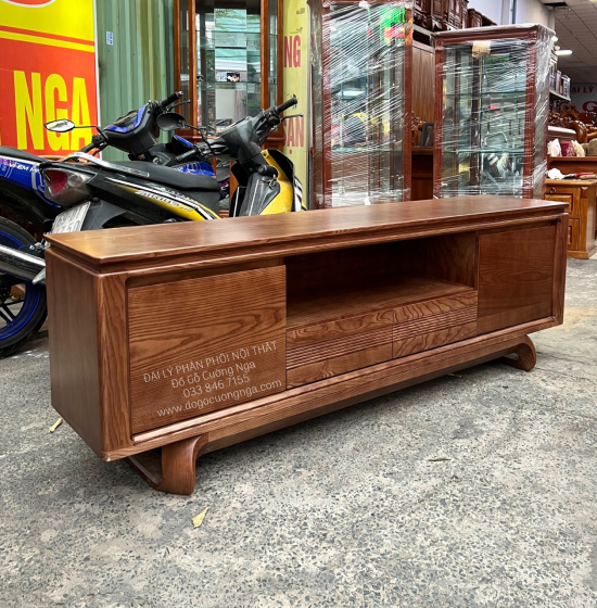 Kệ Tivi Gỗ Sồi Nga Lau Màu Óc Chó Cao Cấp Mới Nhất Hiện Nay 