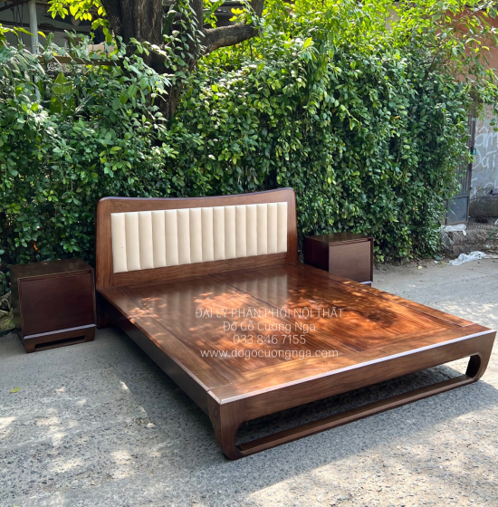 Giường Ngủ Chân Quỳ Gỗ Hương Xám Bọc Nệm Màu Óc Chó 