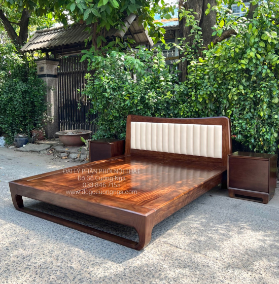 Giường Ngủ Chân Quỳ Gỗ Hương Xám Bọc Nệm Màu Óc Chó 