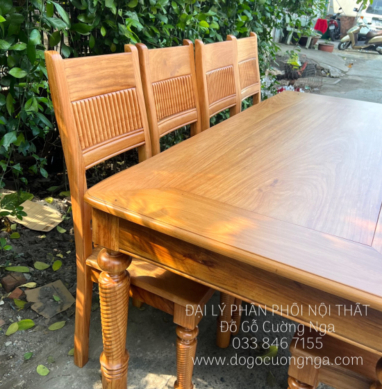  Bàn Ăn Gỗ Gõ Đỏ 8 Ghế Mẫu Mới Sang Trọng 