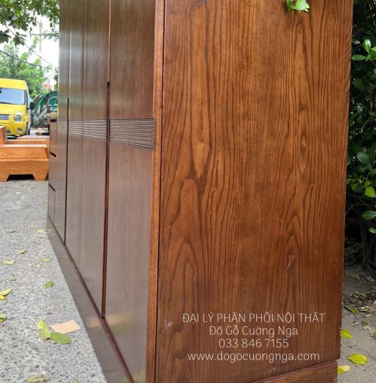 Tủ Áo Gỗ Sồi Nga 4 Cánh 2 Tầng Lau Màu Óc Chó - Kèm Kệ Trang Trí 