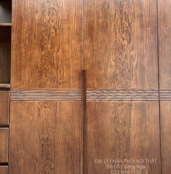 Tủ Áo Gỗ Sồi Nga 4 Cánh 2 Tầng Lau Màu Óc Chó - Kèm Kệ Trang Trí 